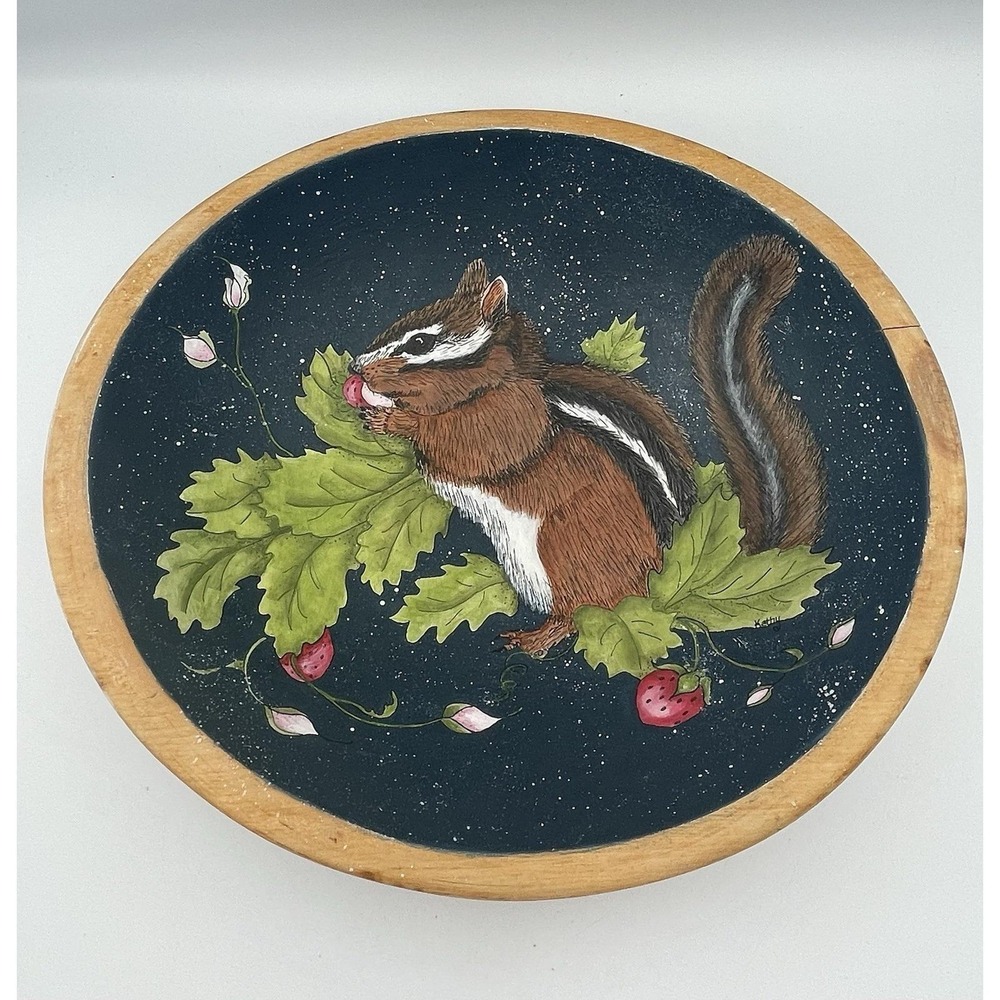Vtg. Hand-Painted Munising Wooden Bowl American Folk Art Signed 11.5" Chipmunk